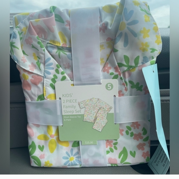 NEW!!! 2 PC PAJAMA SET. - Picture 2 of 7